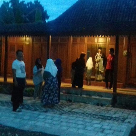 Rumah Limas Yogyakarta Exterior photo